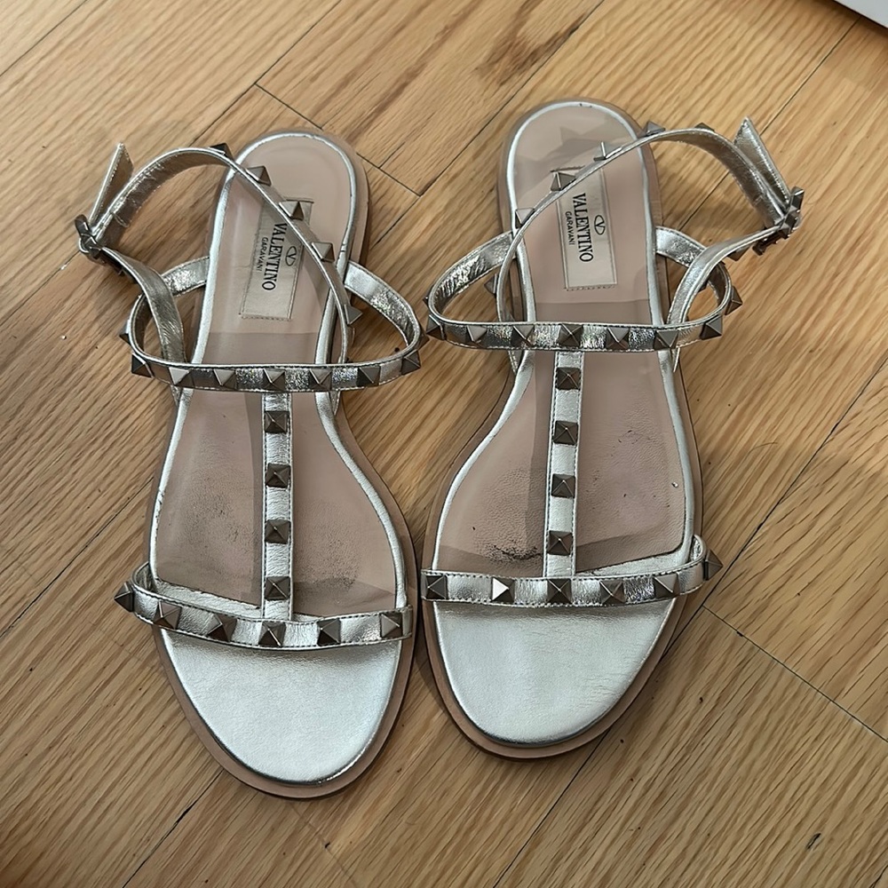 Valentino Rockstud Sandals, size 37.5, silver rose gold